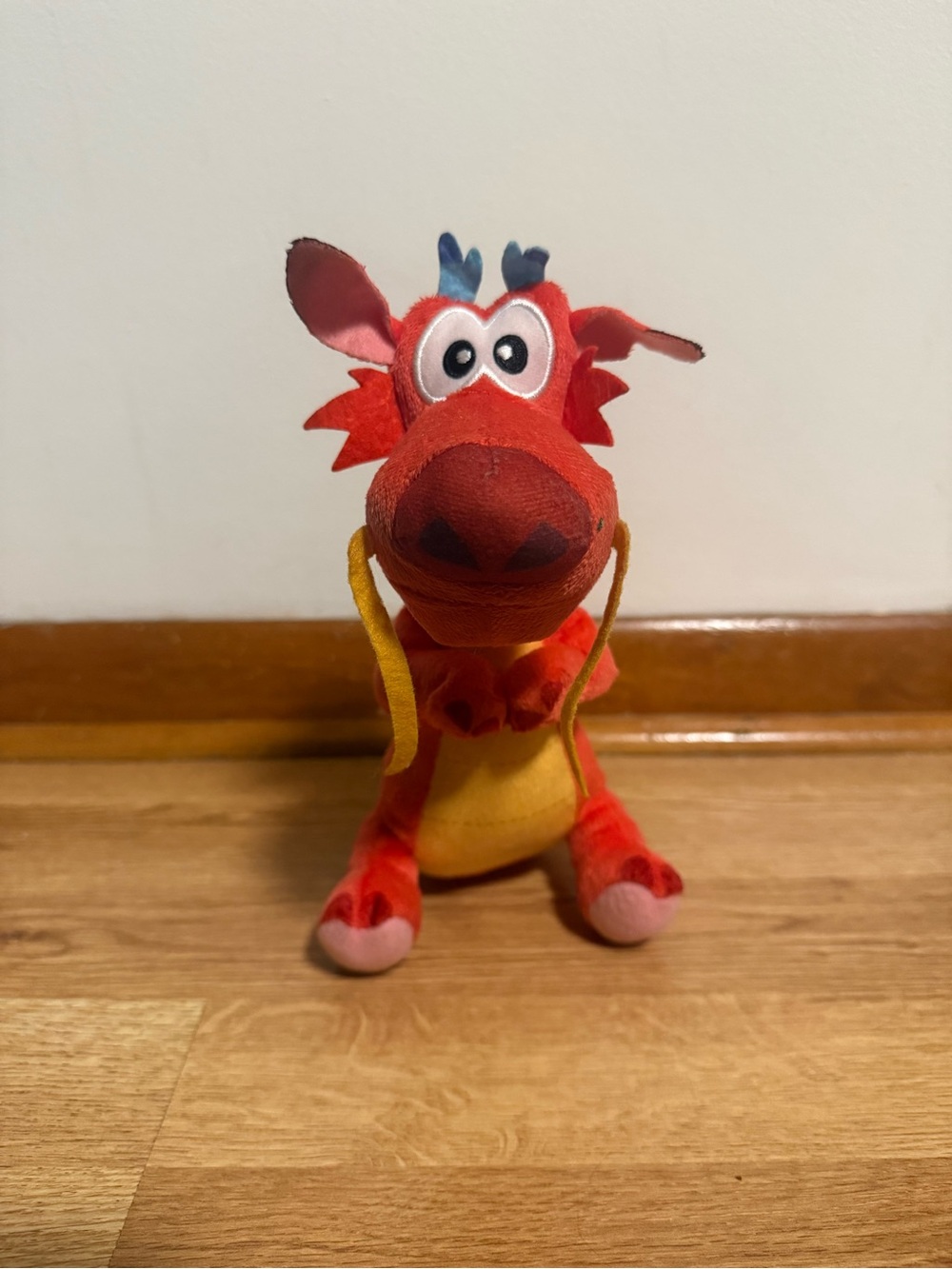 Mushu Mulan Dragon Plush by Disney 8”